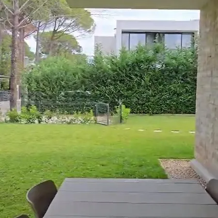 Vila Klesta At San Pietro *